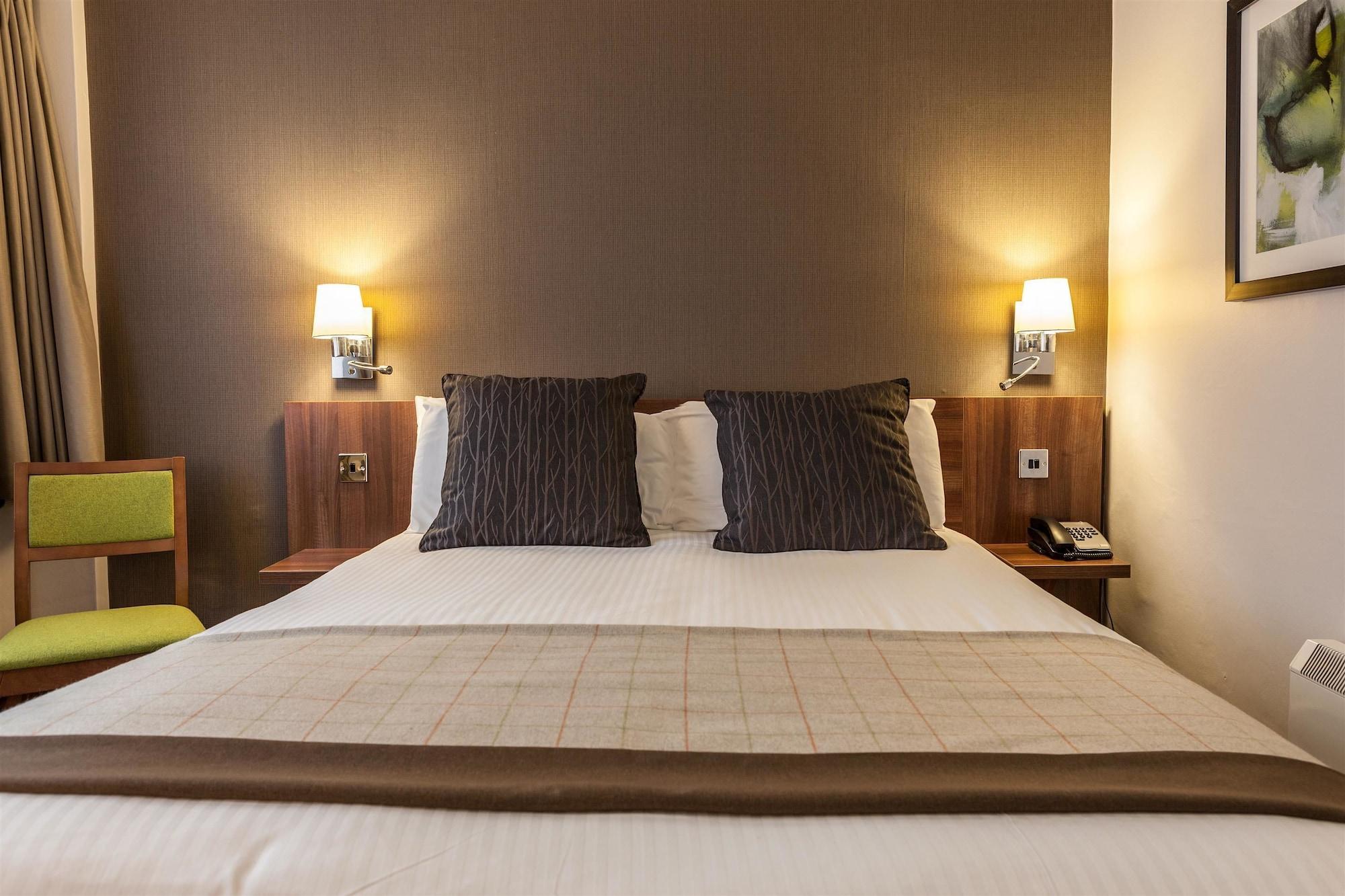 Cresta Court Hotel Altrincham Eksteriør billede